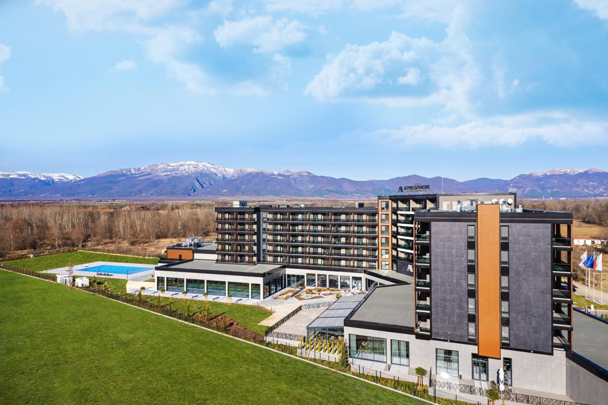 Atmosphere Balneo Hotel & Spa Pavel Banya Exterior foto